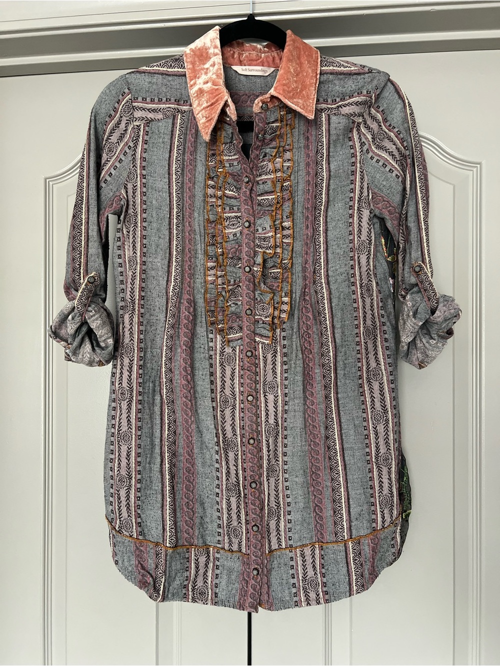 Soft Surroundings Elena Embroidered Mesh Back Velvet Collar Tunic PXS - Picture 2 of 7